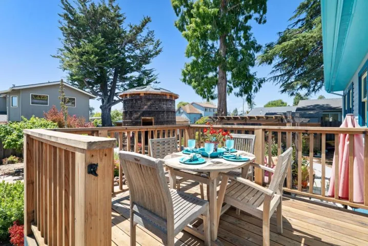 505 Cayuga Street, Santa Cruz, California 95062