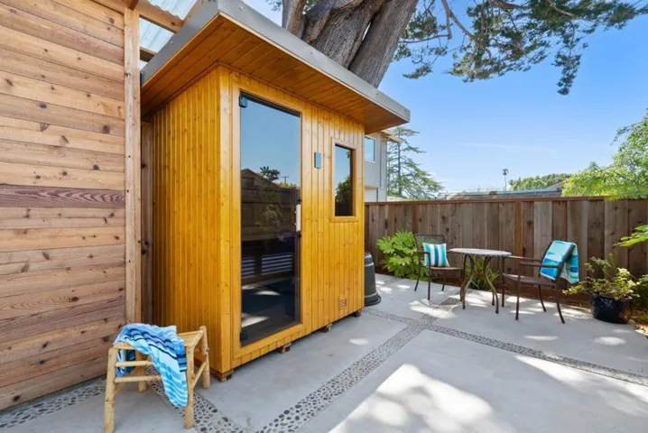 505 Cayuga Street, Santa Cruz, California 95062