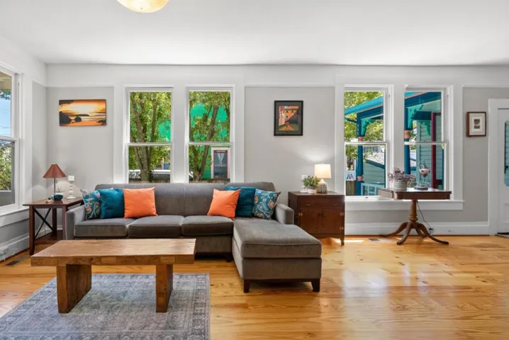 505 Cayuga Street, Santa Cruz, California 95062