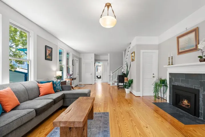 505 Cayuga Street, Santa Cruz, California 95062