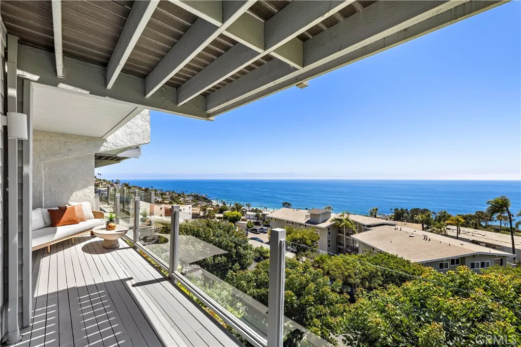 21659 Ocean Vista Drive 20, Laguna Beach, California 92651 home-pic-30