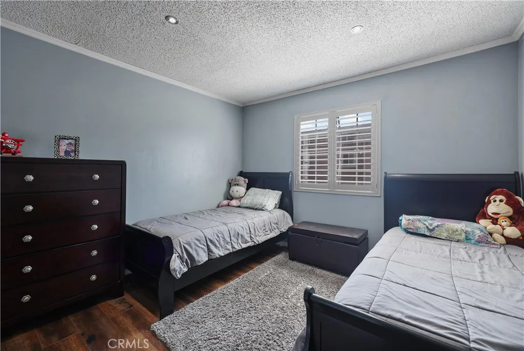 9317 Elm Vista Drive 9, Downey, California 90242 home-pic-12