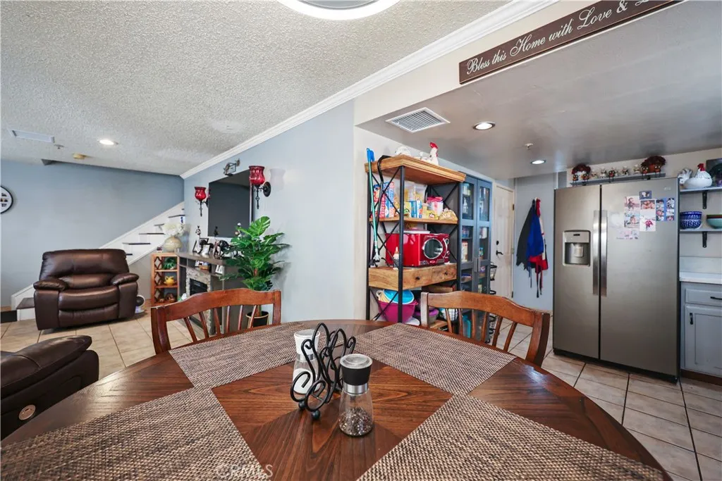 9317 Elm Vista Drive 9, Downey, California 90242 home-pic-11