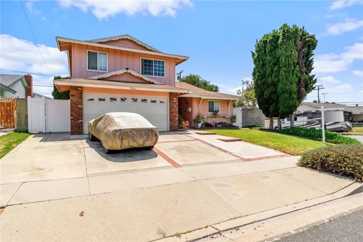 19722 Tajauta Avenue, Carson, California 90746