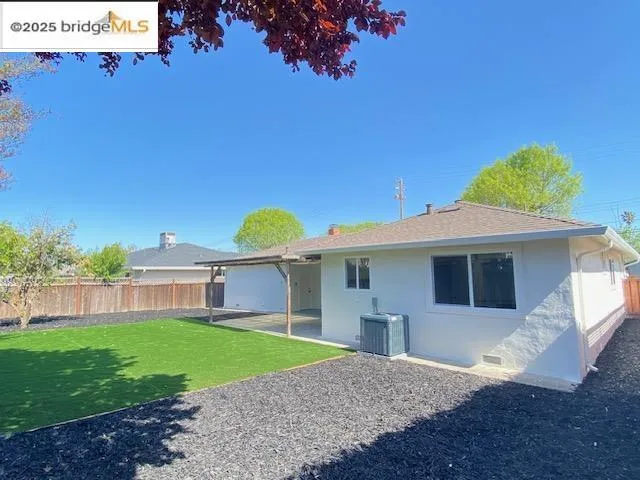 2157 Holbrook Dr, Concord, California 94519