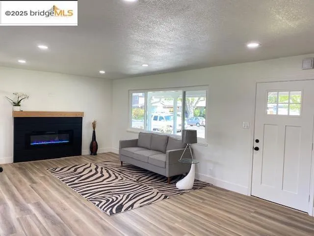 2157 Holbrook Dr, Concord, California 94519
