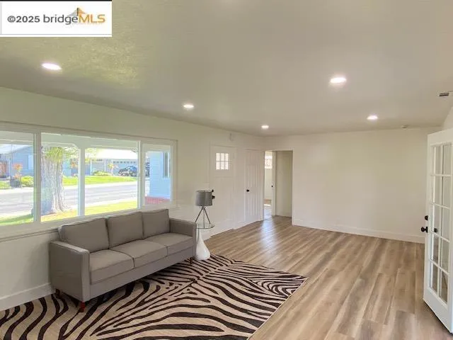 2157 Holbrook Dr, Concord, California 94519