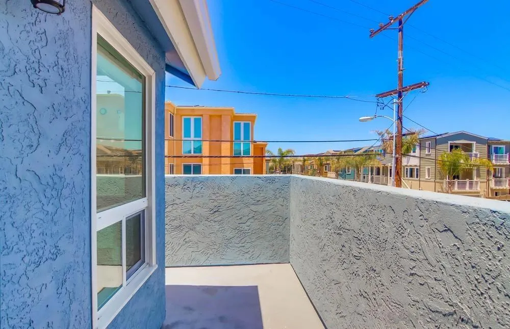 3291 Bayside Walk, San Diego, California 92109 home-pic-50