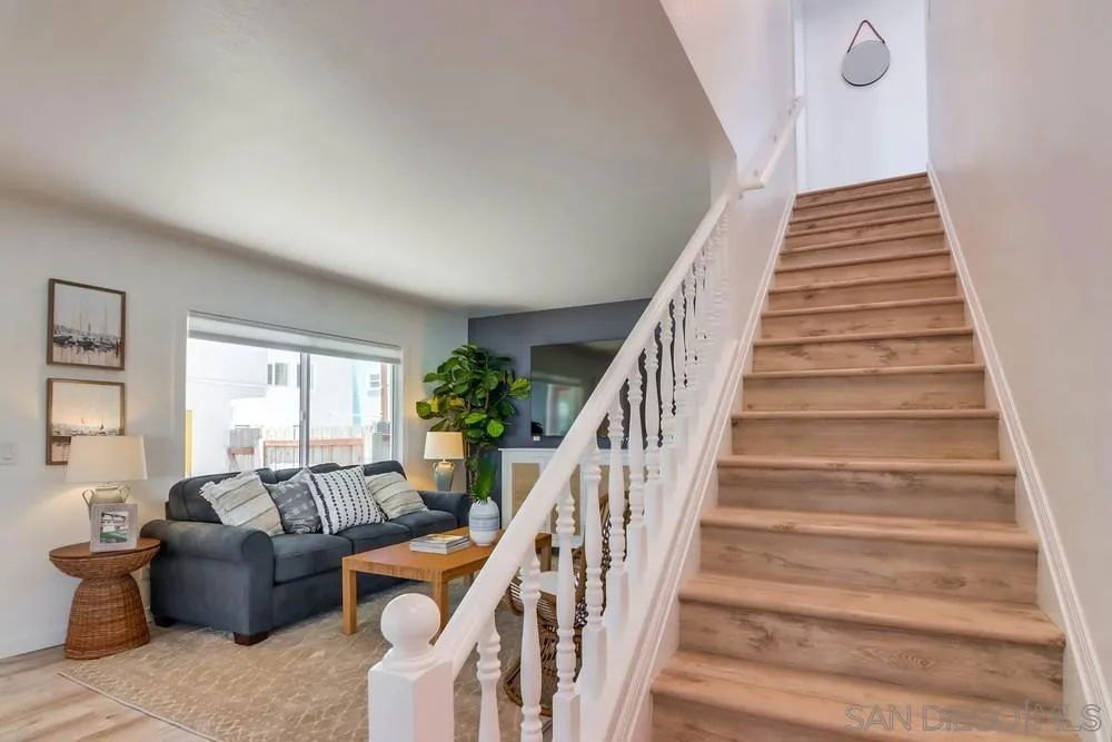 3291 Bayside Walk, San Diego, California 92109 home-pic-37