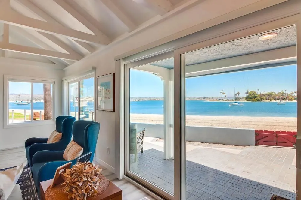 3291 Bayside Walk, San Diego, California 92109 home-pic-19