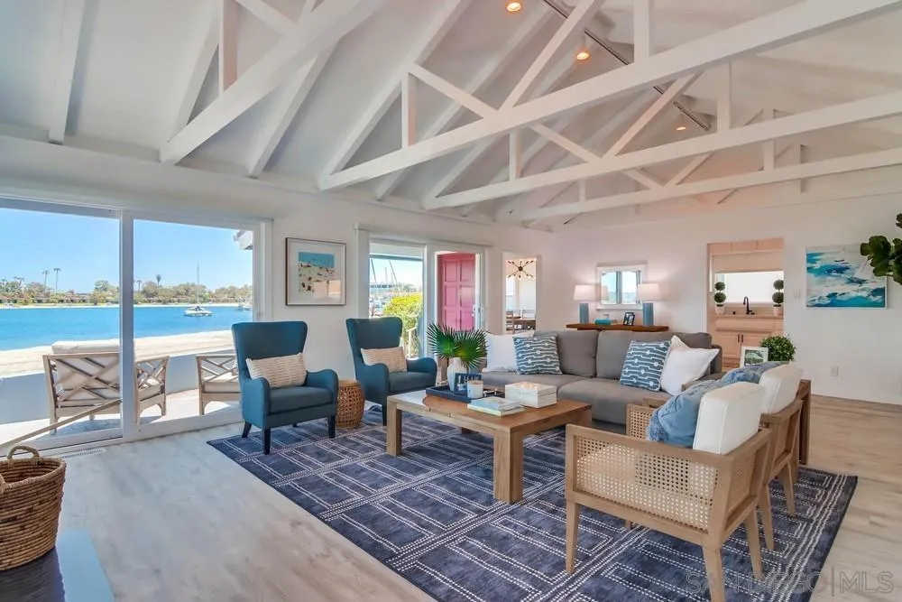3291 Bayside Walk, San Diego, California 92109 home-pic-17