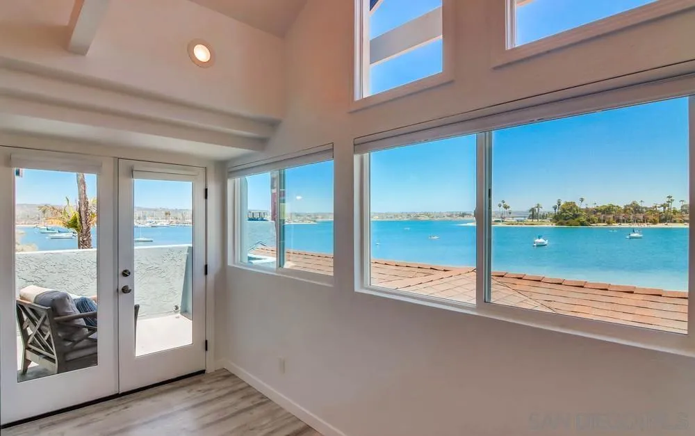 3291 Bayside Walk, San Diego, California 92109 home-pic-60