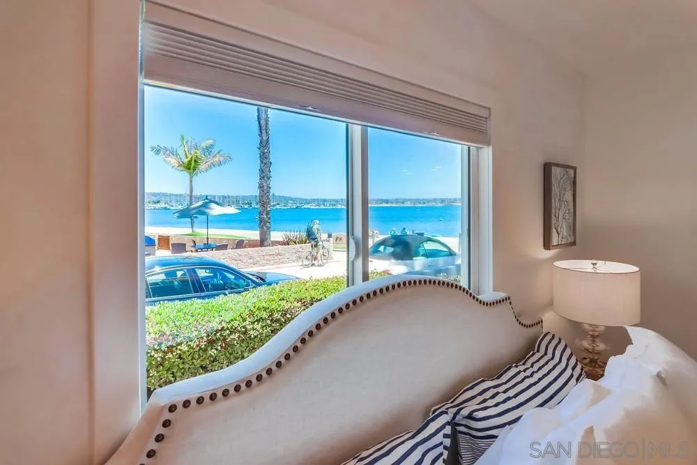 3291 Bayside Walk, San Diego, California 92109 home-pic-39