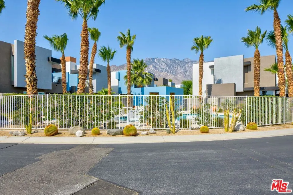 228 Sandy Point Trail, Palm Springs, California 92262 home-pic-4
