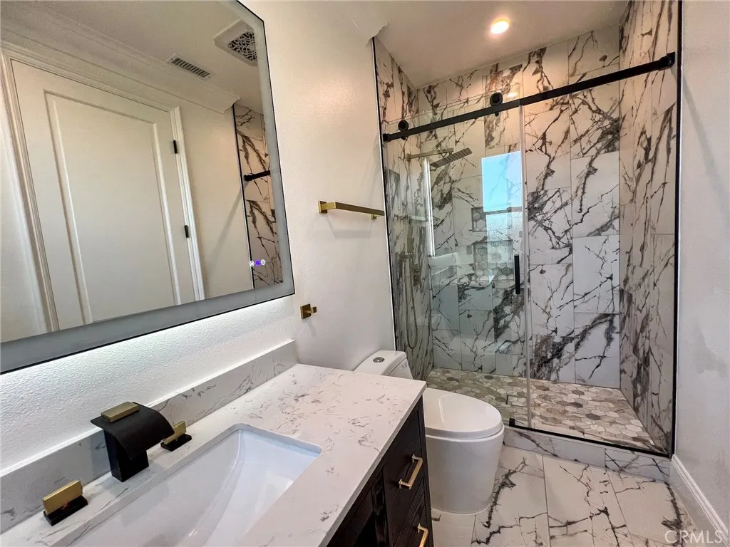 21861 Vacation Ln Lane, Huntington Beach, California 92646 home-pic-20