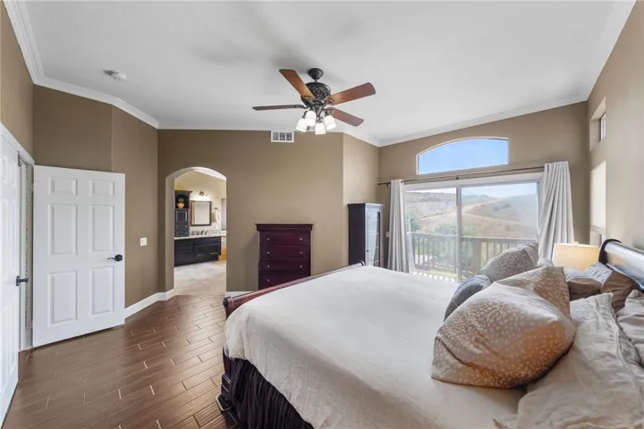 951 S Creekview Lane, Anaheim Hills, California 92808