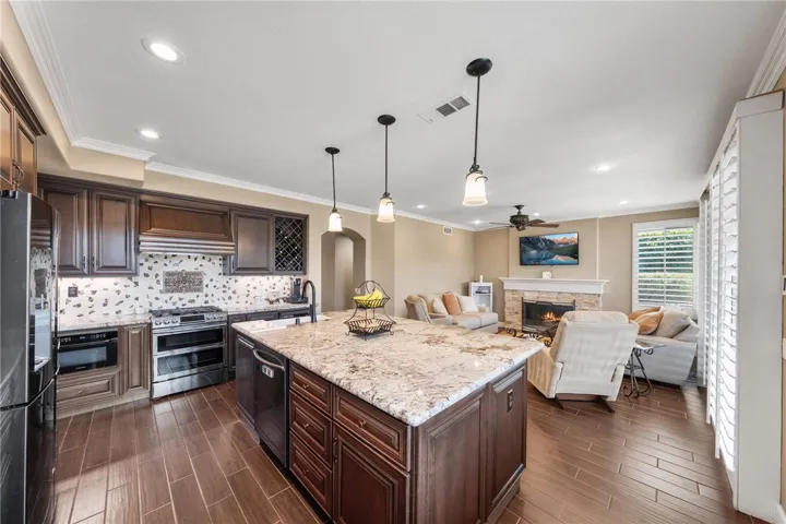 951 S Creekview Lane, Anaheim Hills, California 92808