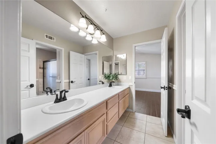 951 S Creekview Lane, Anaheim Hills, California 92808