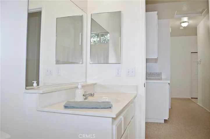 2nd Full Bath with Tub/Shower Combo