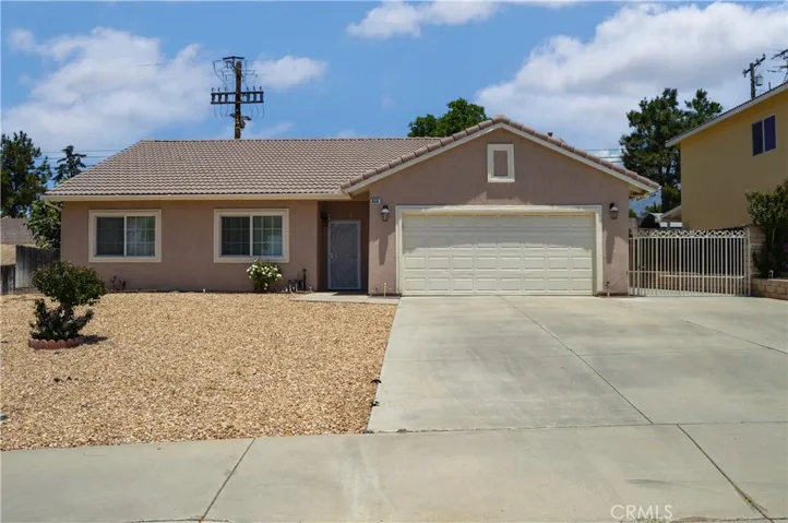 Check out the virtual tours, then make this amazing house your next HOME! Call or text today!