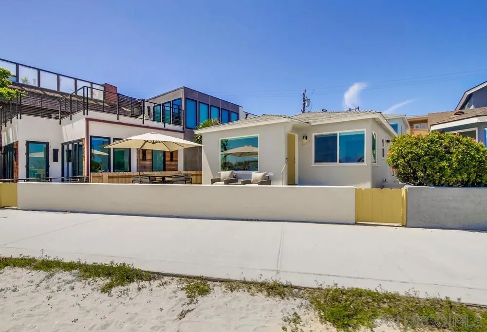 3286 88 Bayside Walk