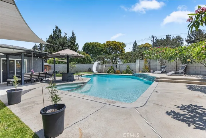 2951 S Plainfield Place, Ontario, California 91761