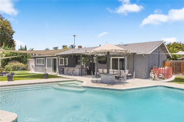 2951 S Plainfield Place, Ontario, California 91761