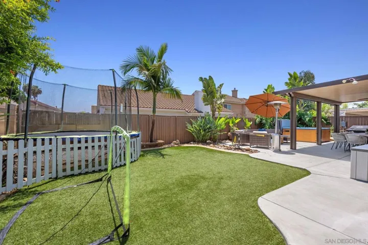 3925 Estancia Drive, Oceanside, California 92058