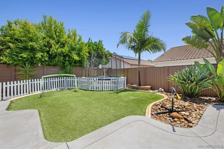 3925 Estancia Drive, Oceanside, California 92058