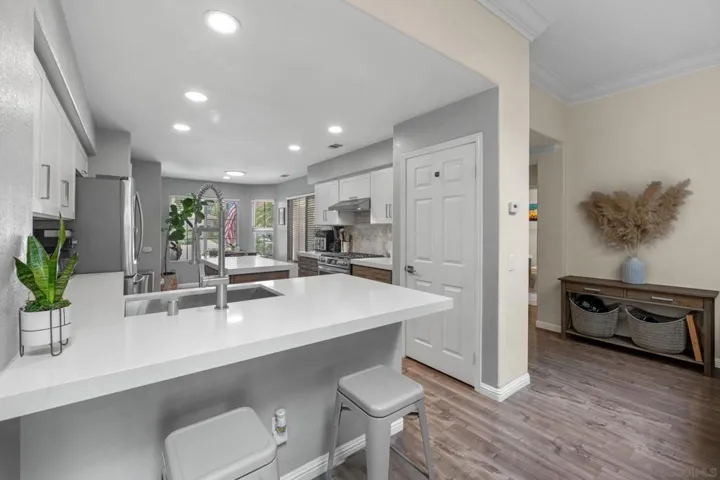 3925 Estancia Drive, Oceanside, California 92058
