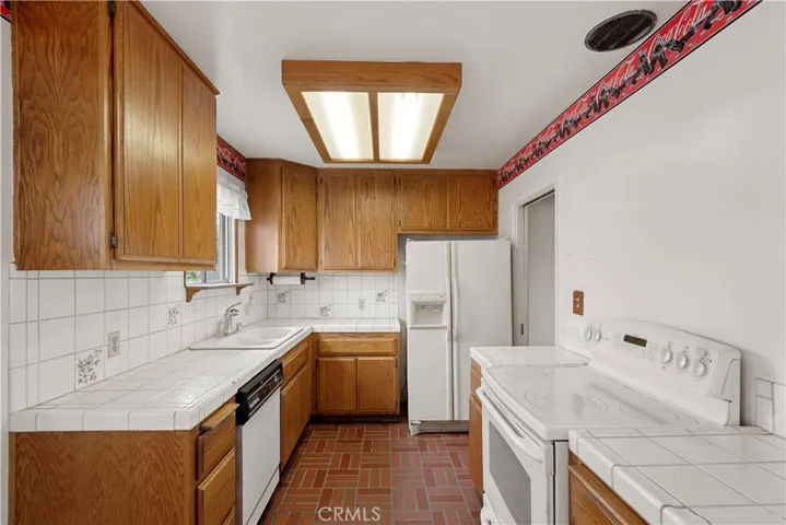 1630 Lakme Avenue, Wilmington, California 90744