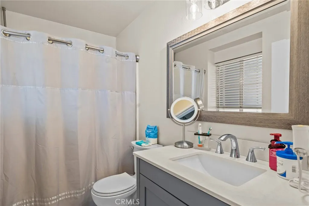 39427 Canyon Rim Circle, Temecula, California 92591 home-pic-16