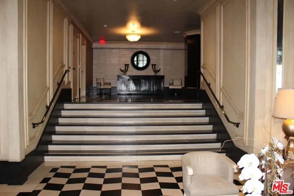 1645 N Vine Street 303, Los Angeles, California 90028 home-pic-16