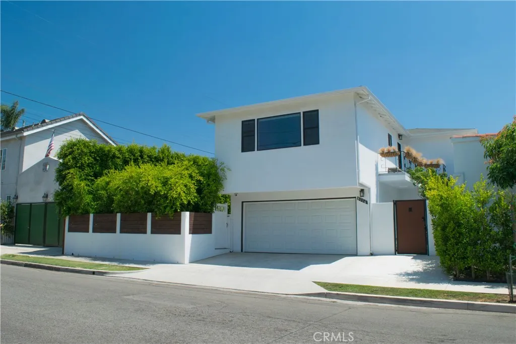 542 N Kilkea Drive, Los Angeles, California 90048 home-pic-27