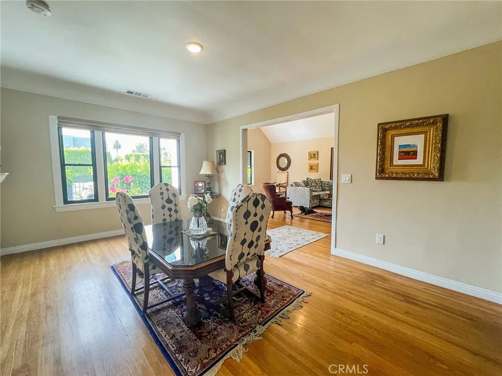 542 N Kilkea Drive, Los Angeles, California 90048 home-pic-9