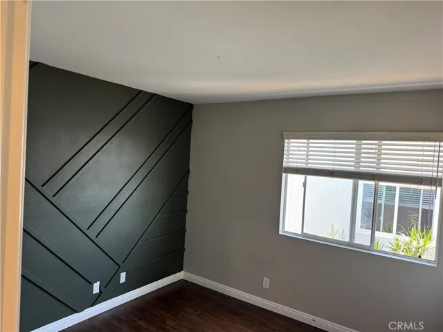Secondary bedroom