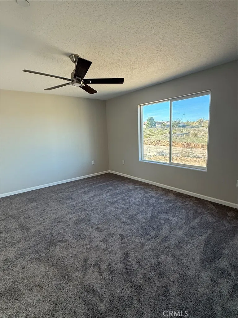 18238 Talisman Street, Hesperia, California 92345 home-pic-16