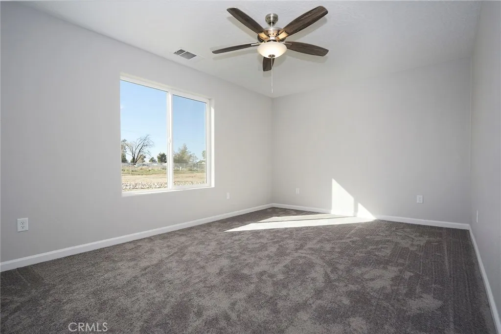 18238 Talisman Street, Hesperia, California 92345 home-pic-17