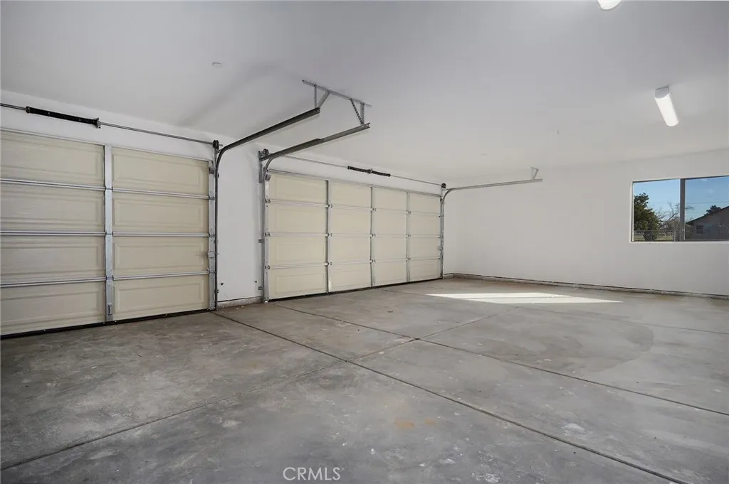 18238 Talisman Street, Hesperia, California 92345 home-pic-26