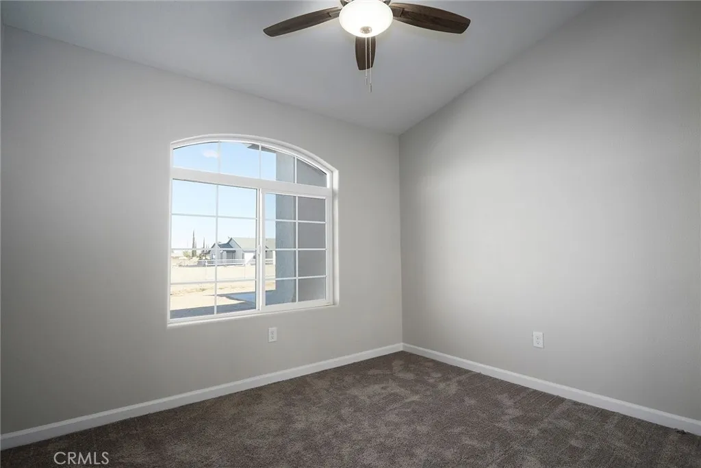 18238 Talisman Street, Hesperia, California 92345 home-pic-23