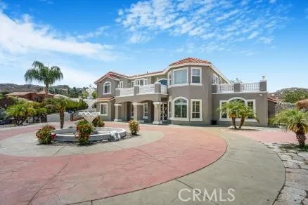 27355 Stonehenge Circle, Hemet, California 92544 home-pic-1