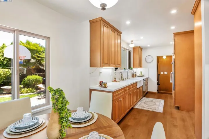 1021 Lee Ave, San Leandro, California 94577