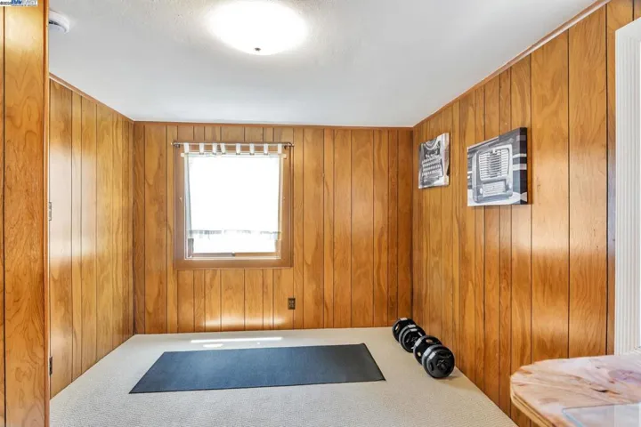 1021 Lee Ave, San Leandro, California 94577