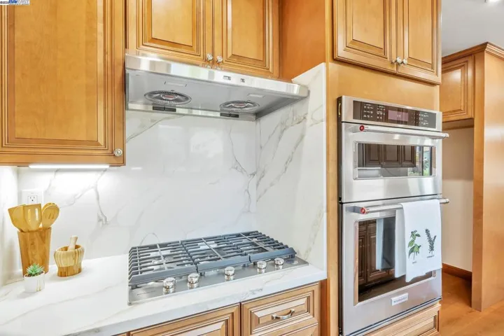 1021 Lee Ave, San Leandro, California 94577