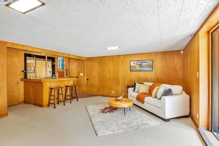1021 Lee Ave, San Leandro, California 94577