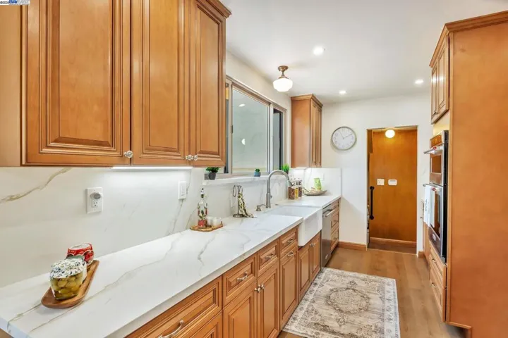 1021 Lee Ave, San Leandro, California 94577