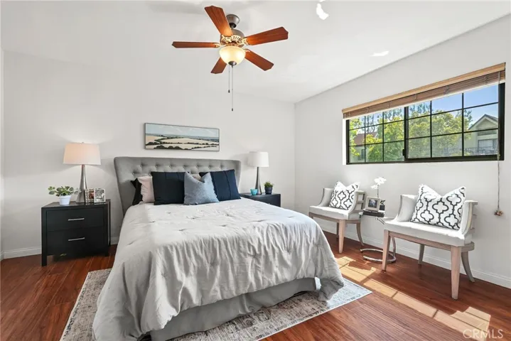 1737 Peyton #E