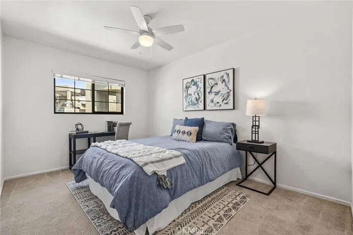 1737 Peyton #E