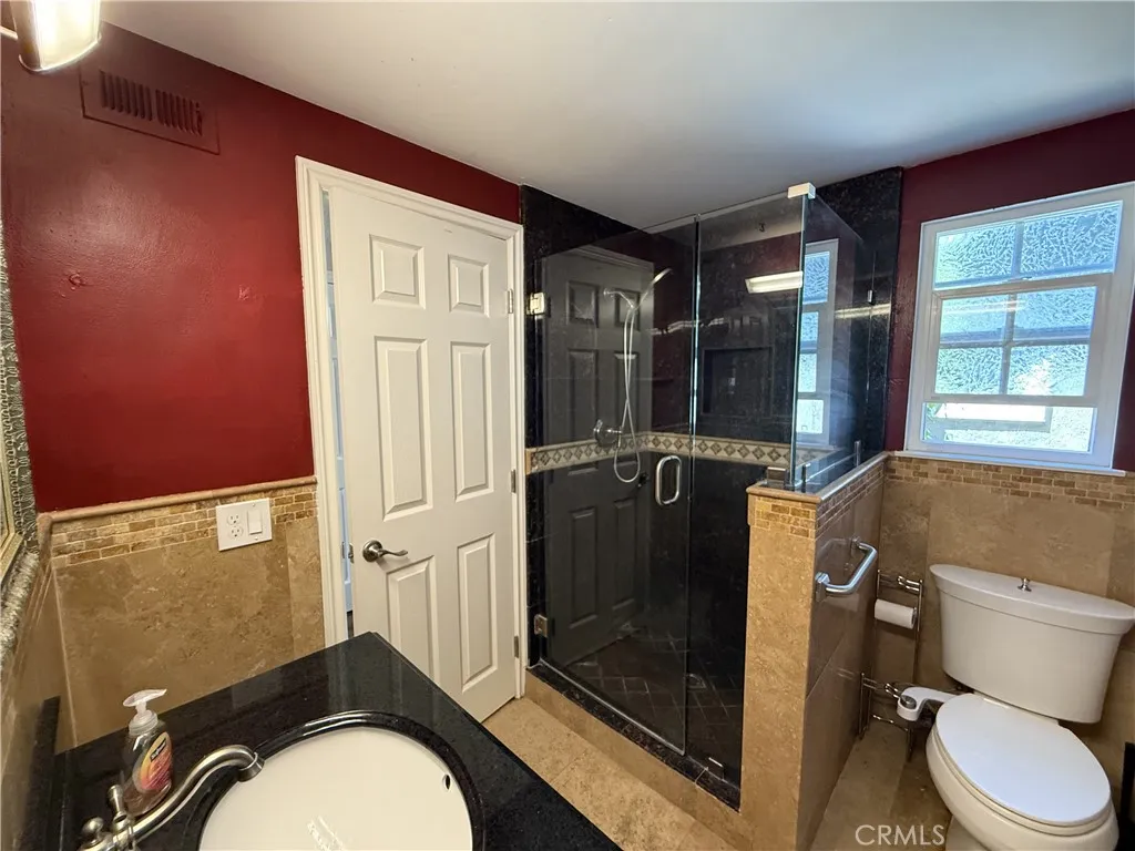 21841 Zuni Drive, Lake Forest, California 92630 home-pic-11