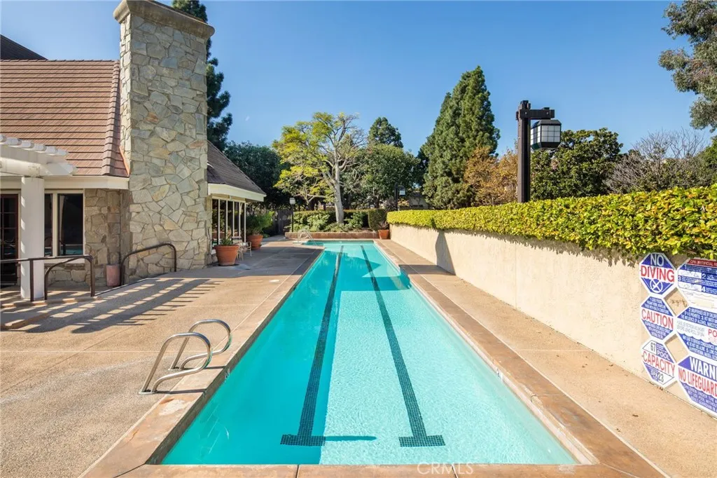 2571 Plaza Del Amo 107, Torrance, California 90503 home-pic-27